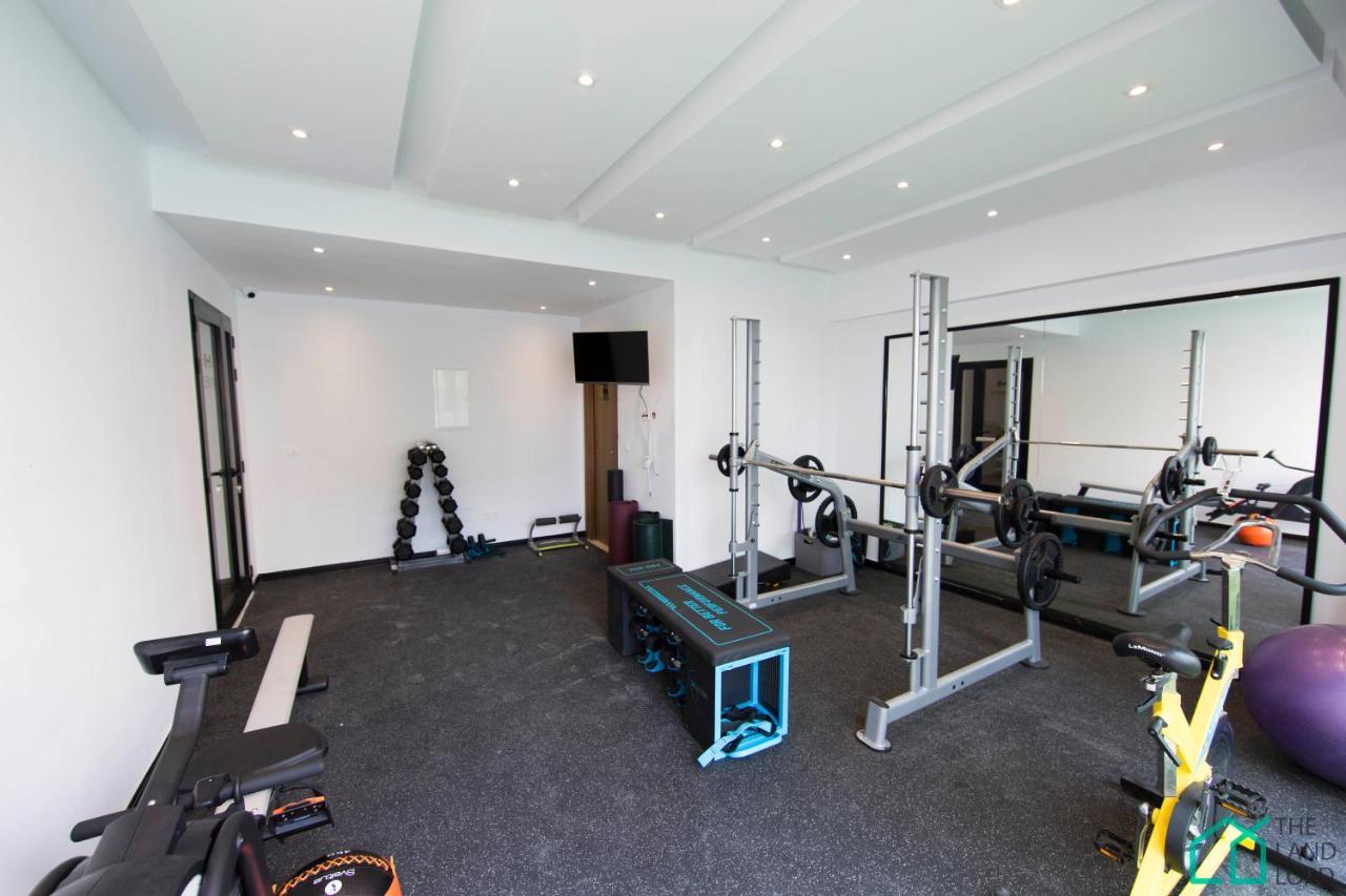 Sunset: Luxury With Gym In Lac 1 Apartment Tunis
