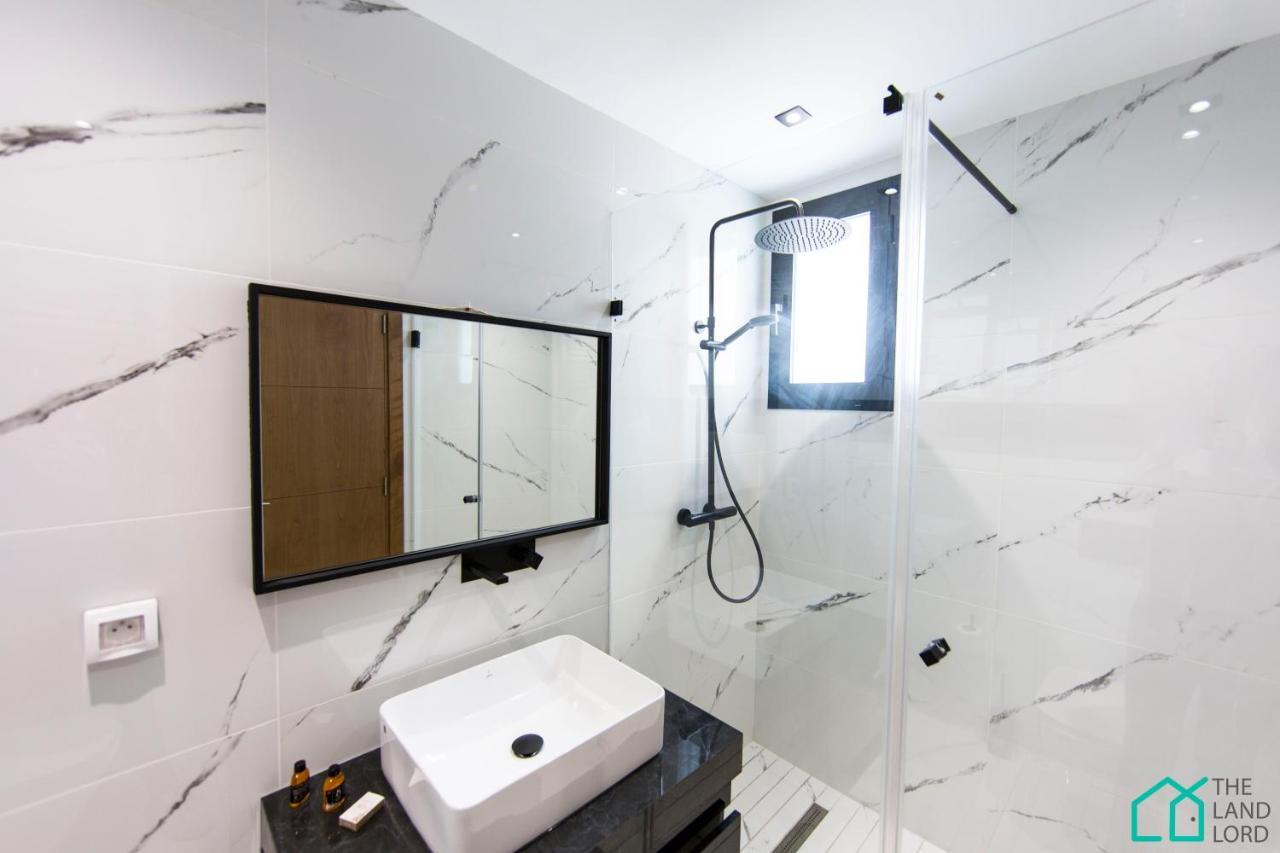 Apartment Sunset: Luxury With Gym In Lac 1 *