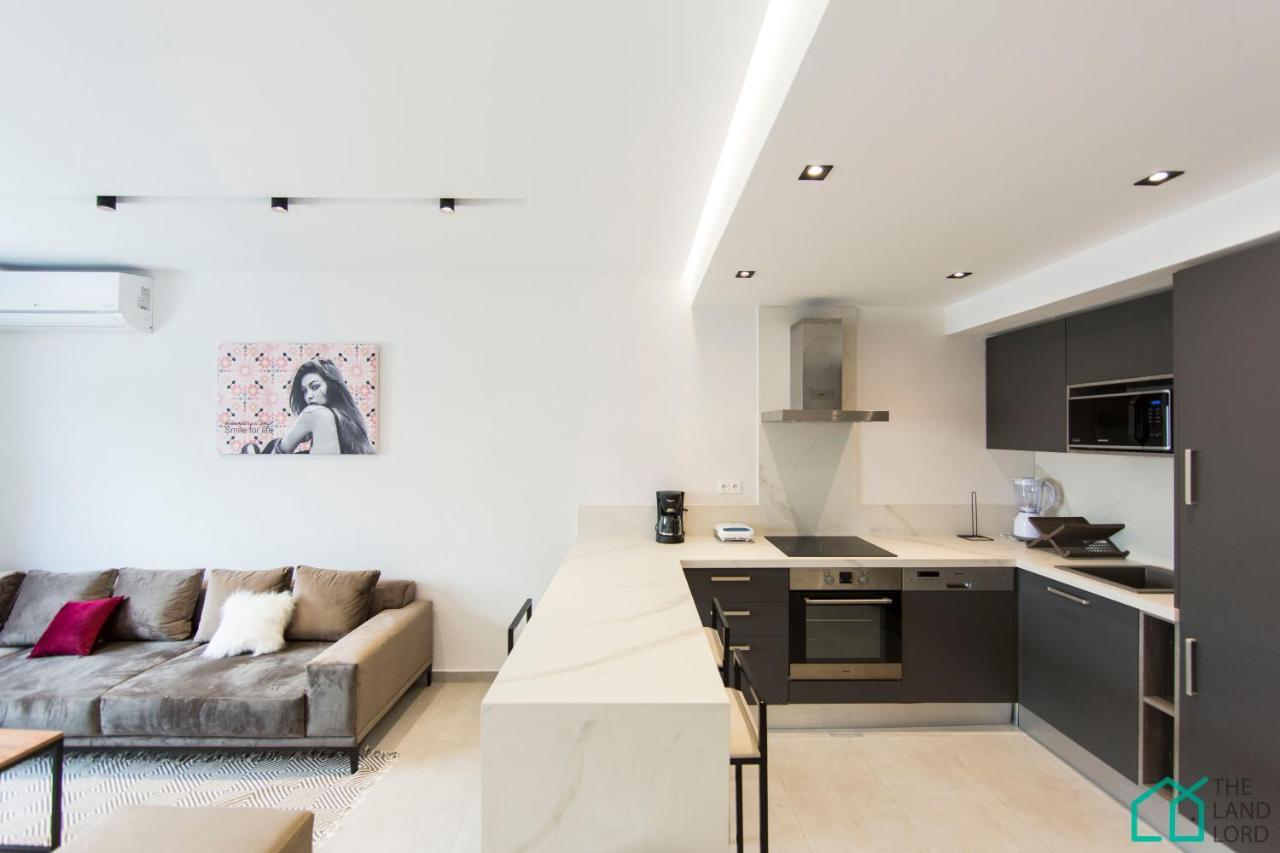 Sunset: Luxury With Gym In Lac 1 Apartment